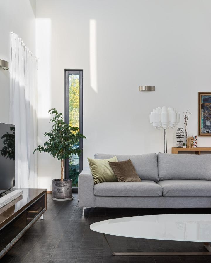 Sun Villa Virasoja Eksteriør billede