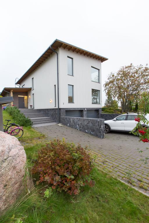 Sun Villa Virasoja Eksteriør billede